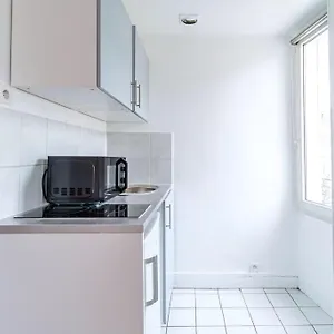 Apartment Proche Boulevard Voltaire, Paris